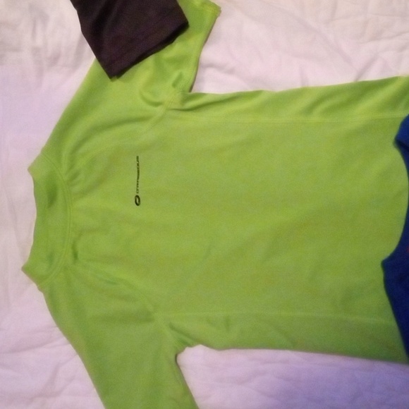 4 boys tshirt bundle - Picture 4 of 5